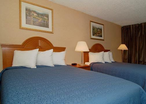 Express Inn & Suites グリーンビル 部屋 写真